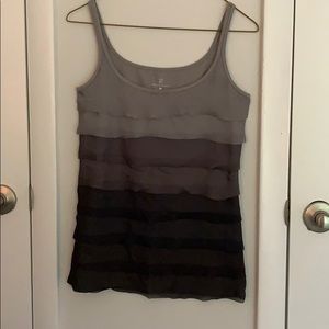 Ruffled ombré gray tank top